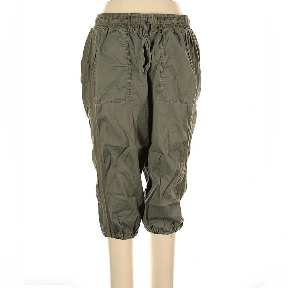 Lane Bryant Olive Cropped Cargo Jogger Pants, Size 18/20 - Picture 1 of 6